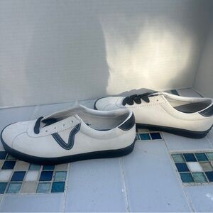 Vans Men's White and Black Sneakers